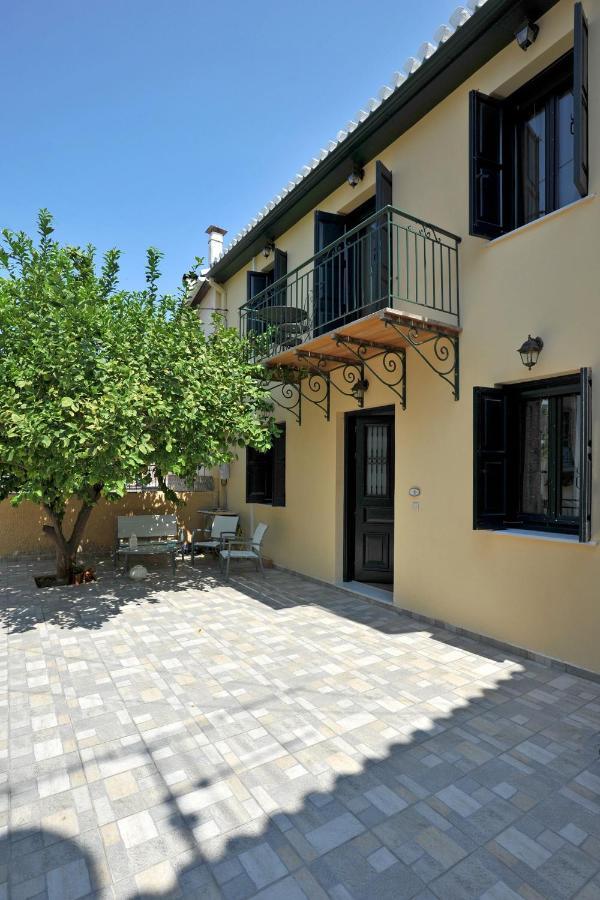 Giannitsa'S House Galaxidi Exterior foto